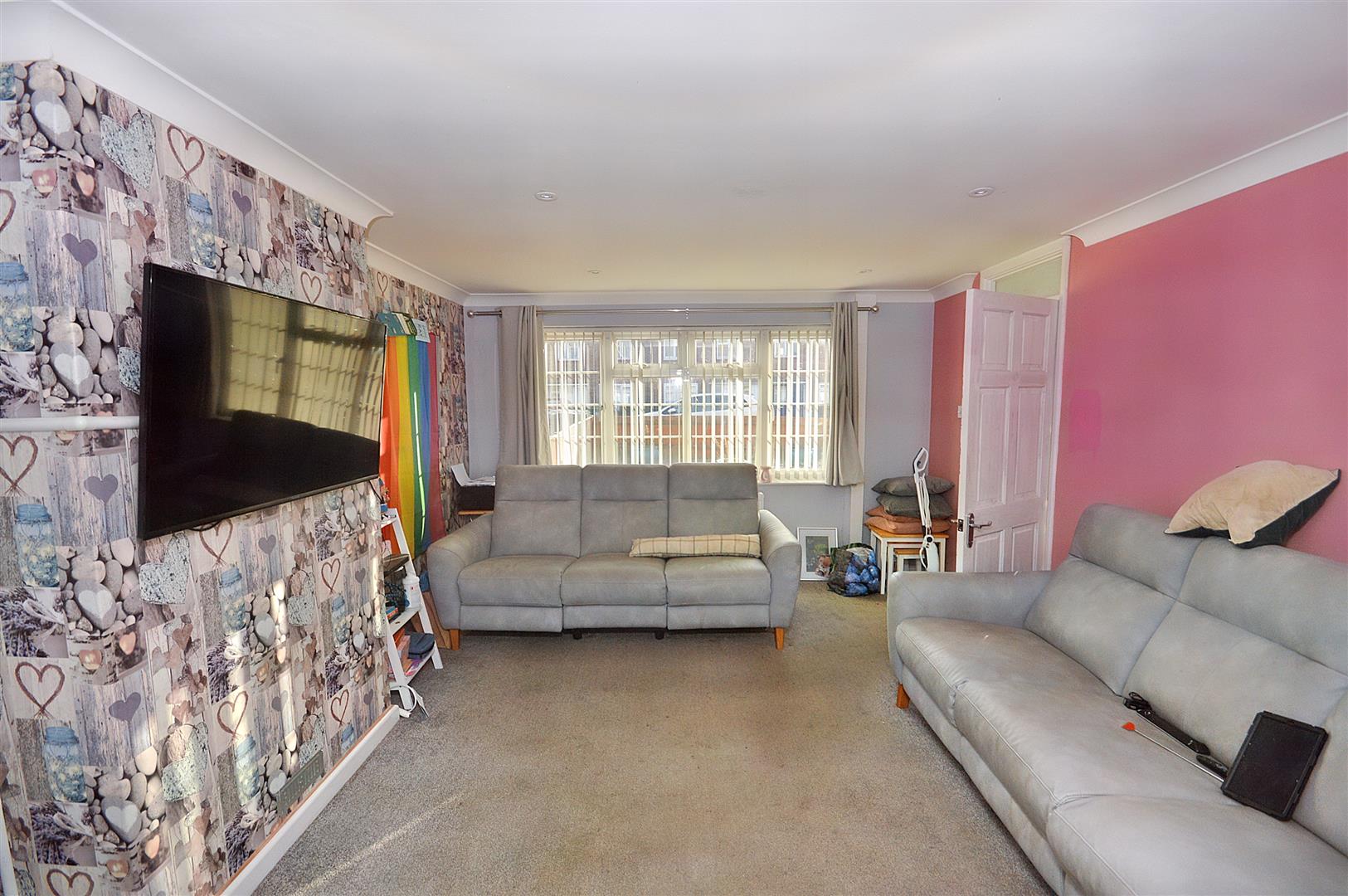 Property Details for Priory Road Eastbourne BN23 7BD Town Property